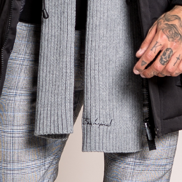 Script Scarf - Grey